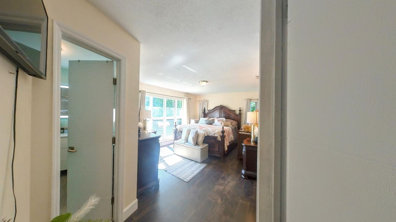 For Sale: $595,000 (4 beds, 2 baths, 1835 Square Feet)