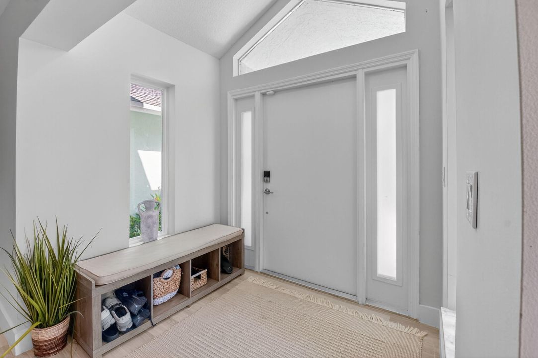 For Rent: $15,000 (4 beds, 2 baths, 2916 Square Feet)