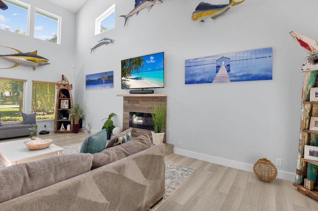 For Rent: $15,000 (4 beds, 2 baths, 2916 Square Feet)