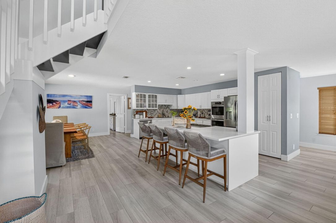 For Rent: $15,000 (4 beds, 2 baths, 2916 Square Feet)