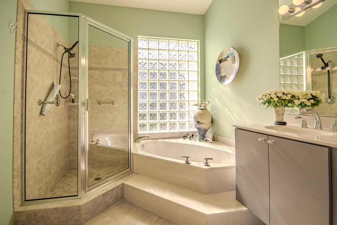 待售: $649,000 (3 贝兹, 2 浴室, 2205 平方英尺)