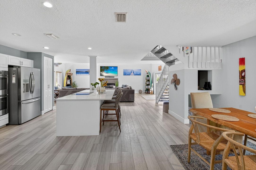 For Rent: $15,000 (4 beds, 2 baths, 2916 Square Feet)