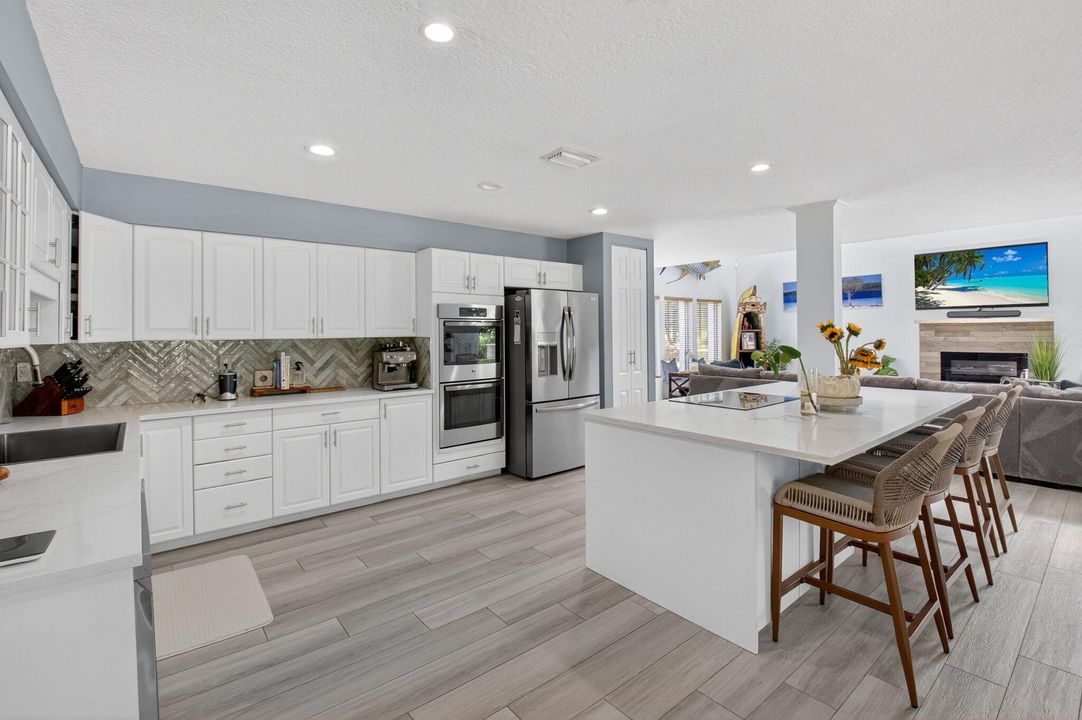 For Rent: $15,000 (4 beds, 2 baths, 2916 Square Feet)