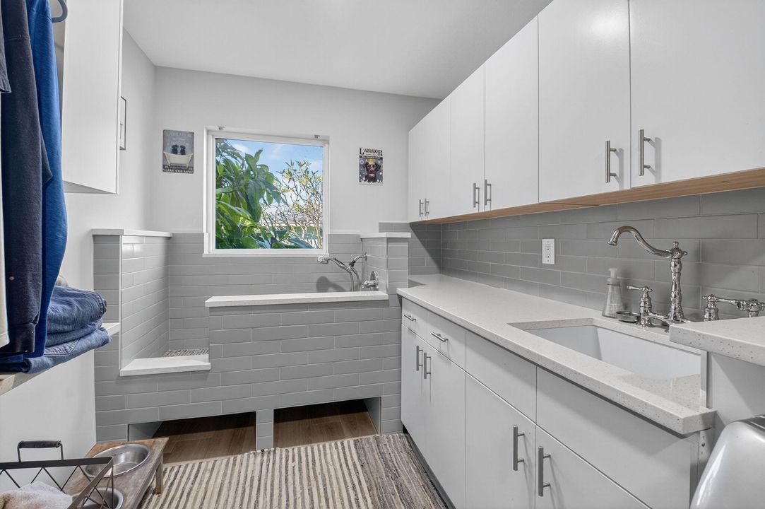 For Rent: $15,000 (4 beds, 2 baths, 2916 Square Feet)