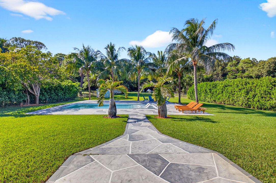 For Rent: $15,000 (4 beds, 2 baths, 2916 Square Feet)