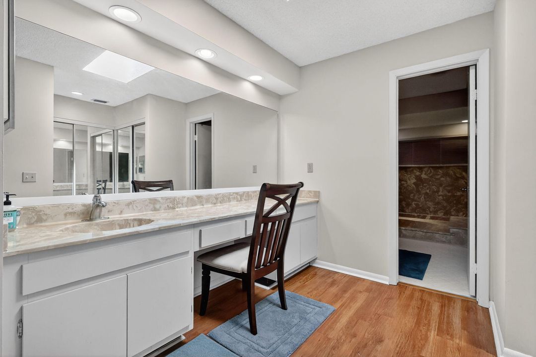 待售: $689,900 (4 贝兹, 2 浴室, 2495 平方英尺)