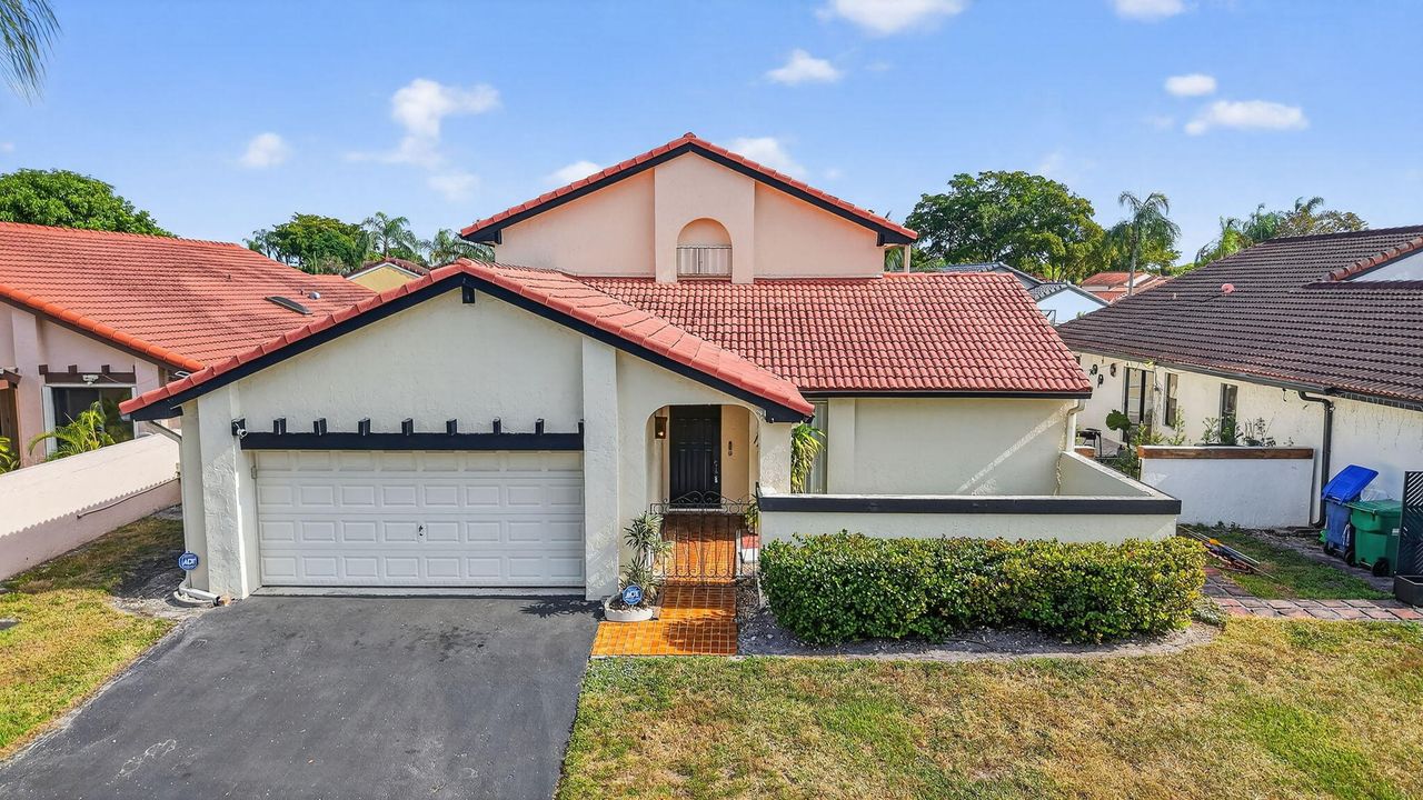 待售: $689,900 (4 贝兹, 2 浴室, 2495 平方英尺)