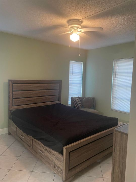 For Rent: $1,650 (2 beds, 2 baths, 850 Square Feet)