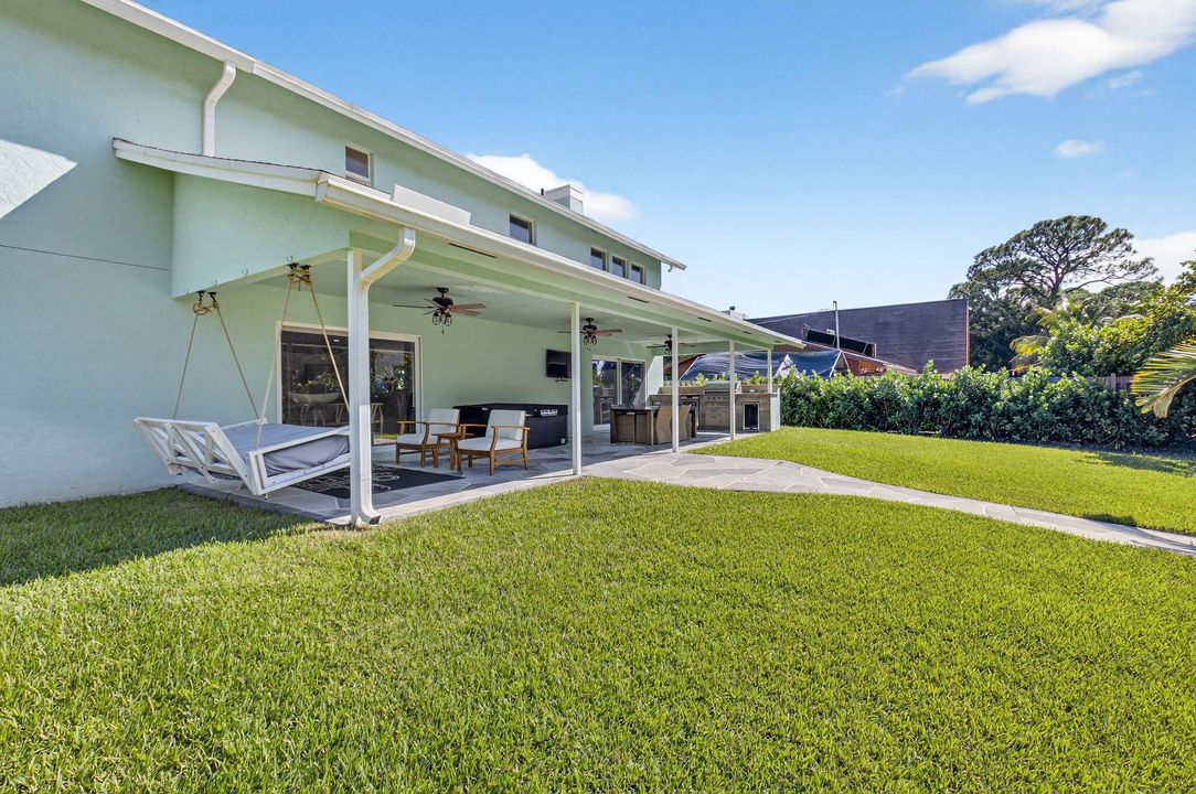 For Rent: $15,000 (4 beds, 2 baths, 2916 Square Feet)