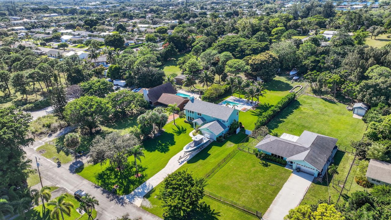 For Rent: $15,000 (4 beds, 2 baths, 2916 Square Feet)