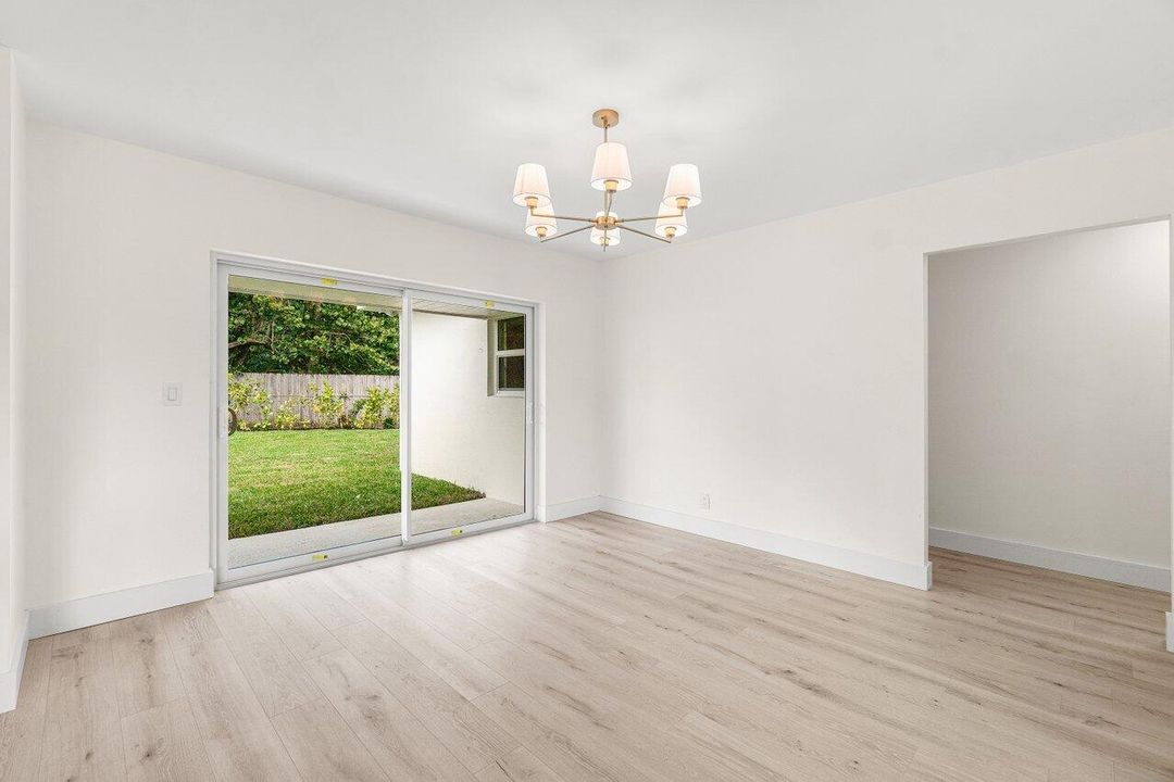 For Sale: $699,000 (3 beds, 2 baths, 1482 Square Feet)