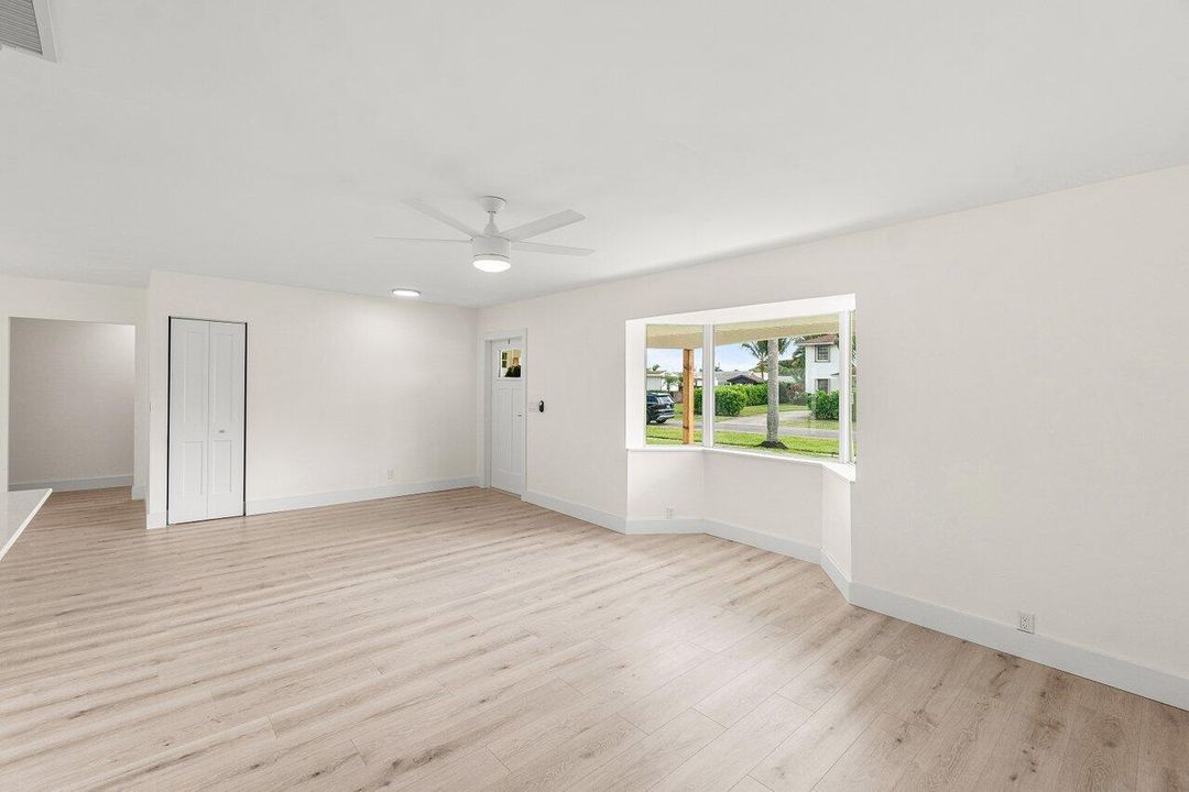 For Sale: $699,000 (3 beds, 2 baths, 1482 Square Feet)