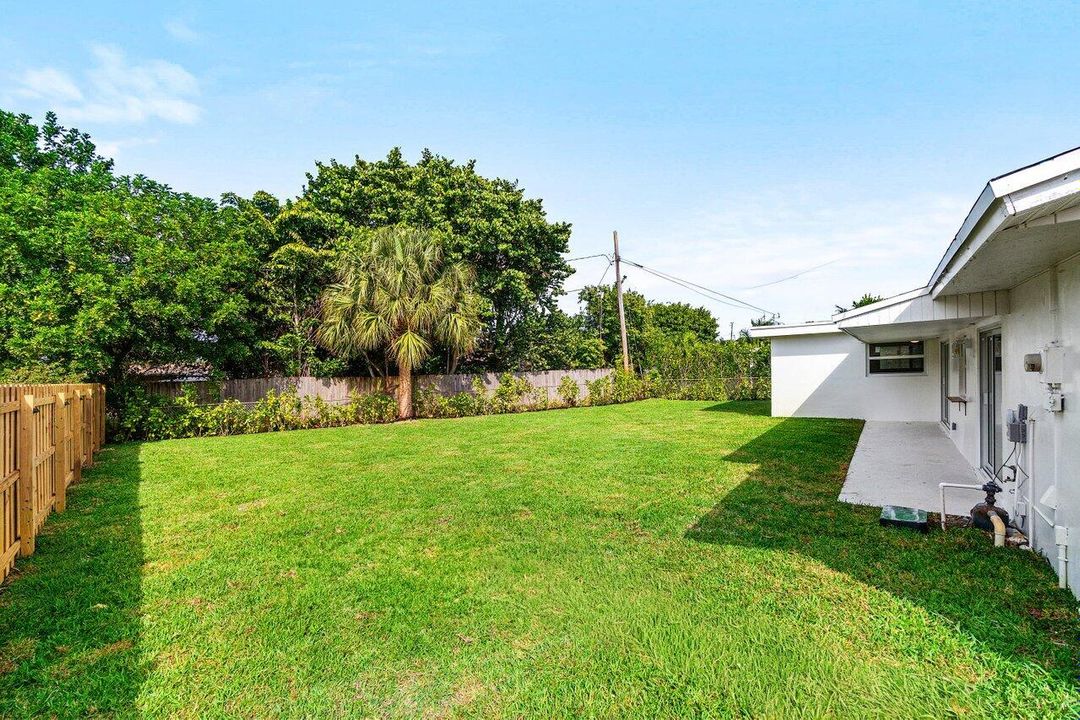 For Sale: $699,000 (3 beds, 2 baths, 1482 Square Feet)