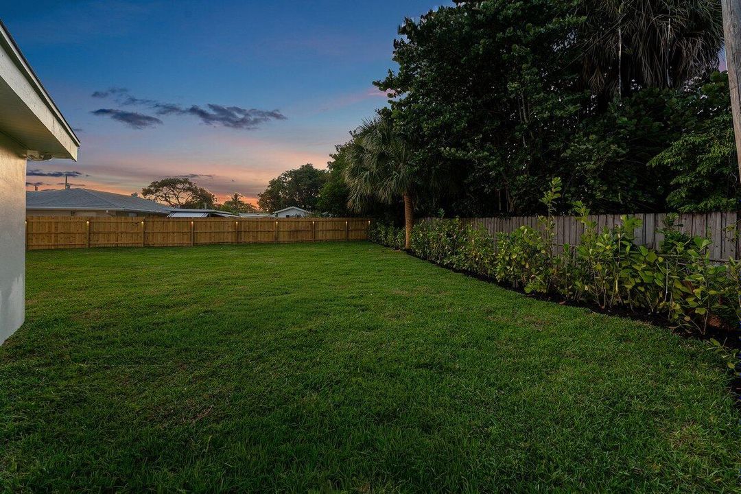 For Sale: $699,000 (3 beds, 2 baths, 1482 Square Feet)