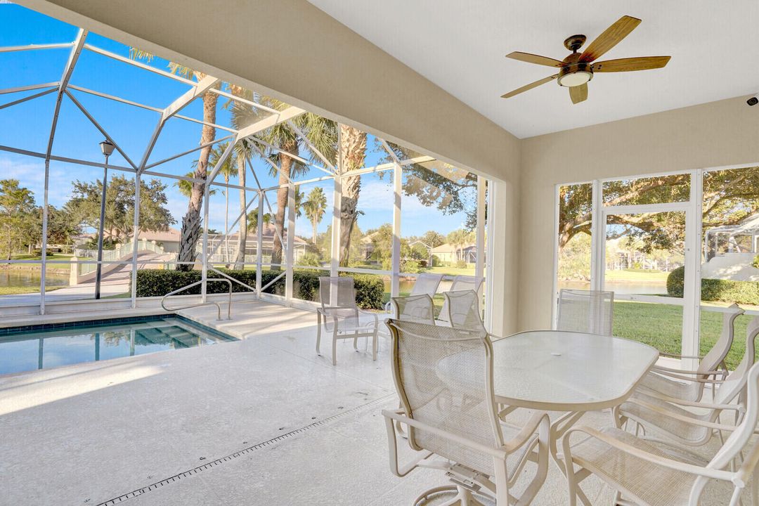 En Venta: $760,000 (3 camas, 3 baños, 2001 Pies cuadrados)