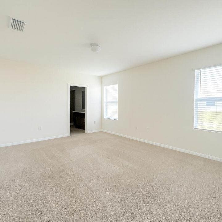 На продажу: $329,999 (3 спален, 2 ванн, 1747 Квадратных фут)