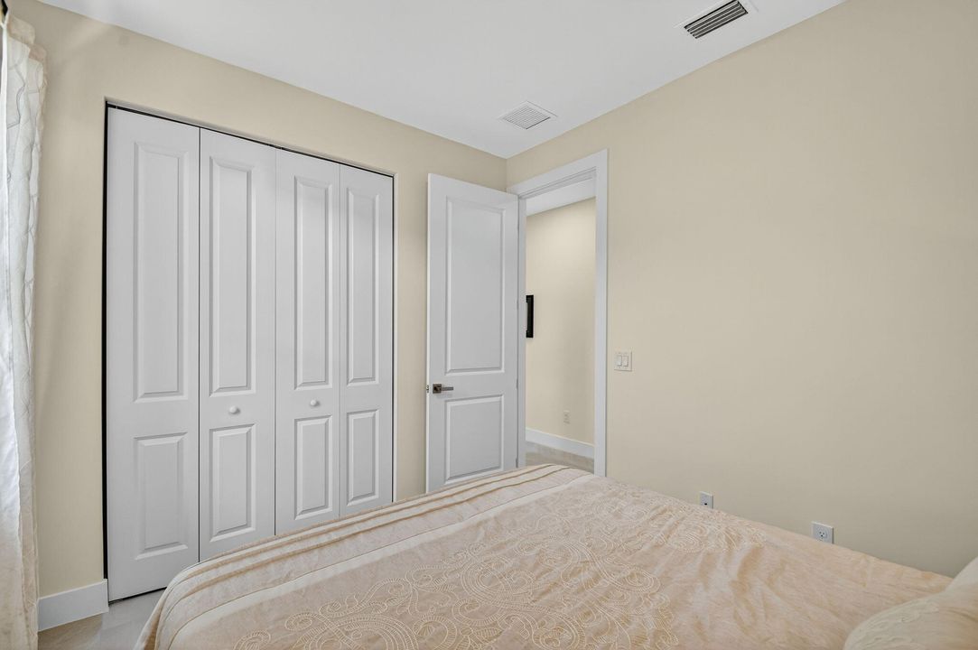 Active With Contract: $799,000 (4 beds, 3 baths, 2161 Square Feet)