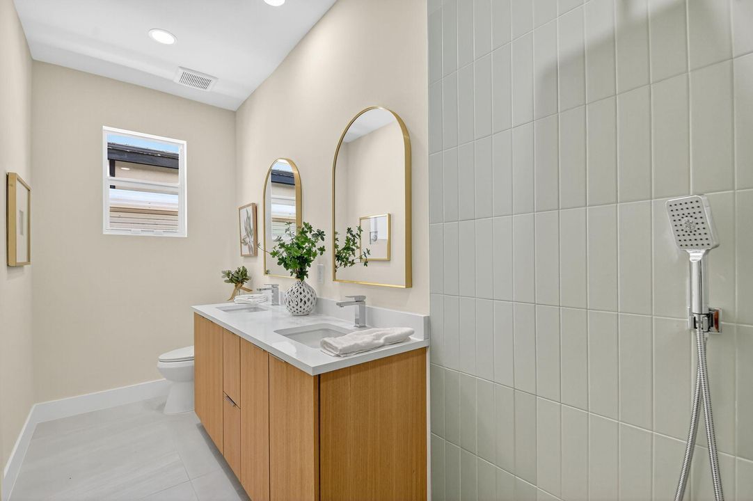 Active With Contract: $799,000 (4 beds, 3 baths, 2161 Square Feet)