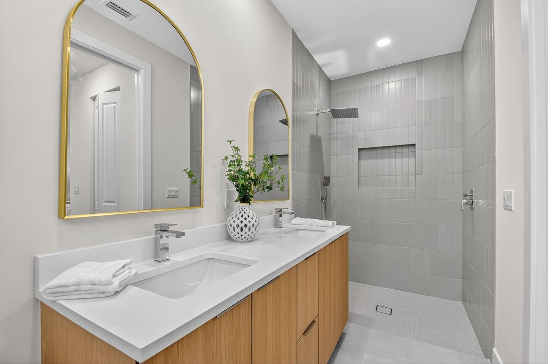 Active With Contract: $799,000 (4 beds, 3 baths, 2161 Square Feet)