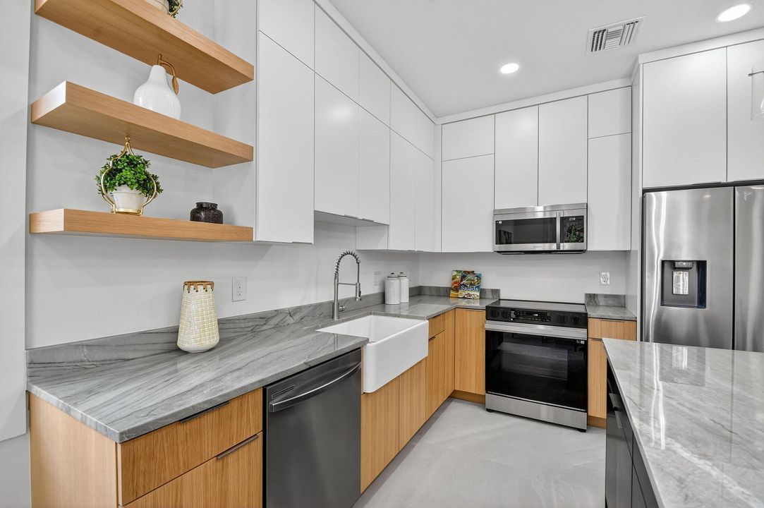 Active With Contract: $799,000 (4 beds, 3 baths, 2161 Square Feet)