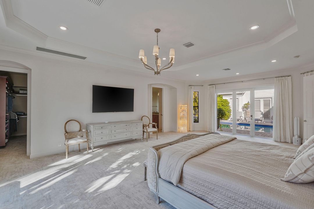 En Venta: $4,450,000 (6 camas, 5 baños, 4974 Pies cuadrados)