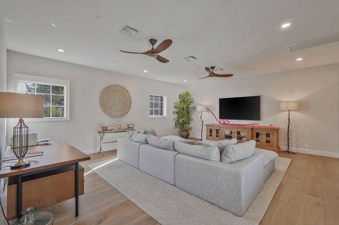 En Venta: $4,450,000 (6 camas, 5 baños, 4974 Pies cuadrados)