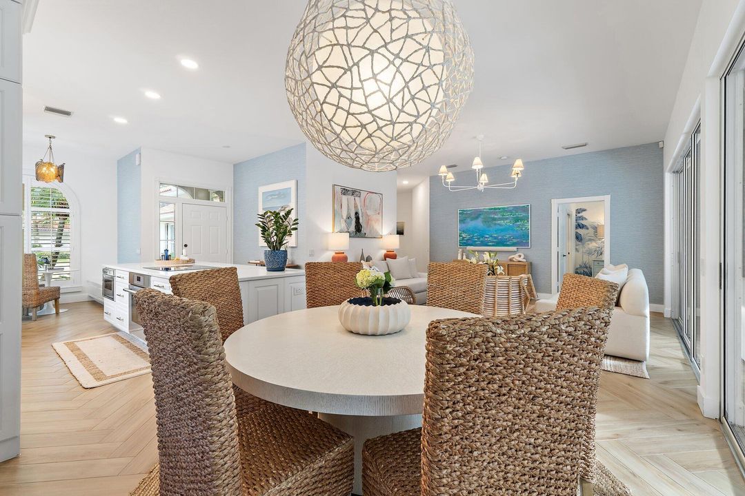 待售: $1,200,000 (3 贝兹, 2 浴室, 1577 平方英尺)