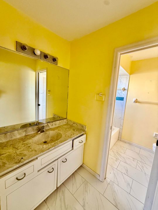 For Sale: $339,900 (3 beds, 2 baths, 1600 Square Feet)