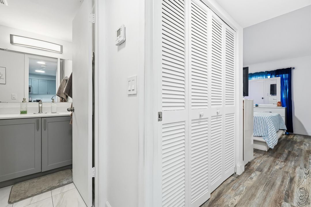 For Sale: $198,700 (1 beds, 1 baths, 658 Square Feet)