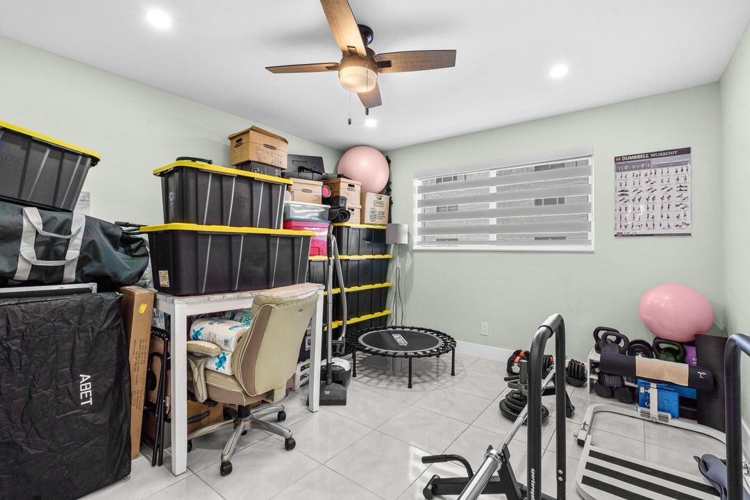 待售: $235,000 (2 贝兹, 2 浴室, 1000 平方英尺)