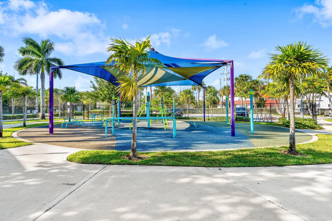 待售: $235,000 (2 贝兹, 2 浴室, 1000 平方英尺)