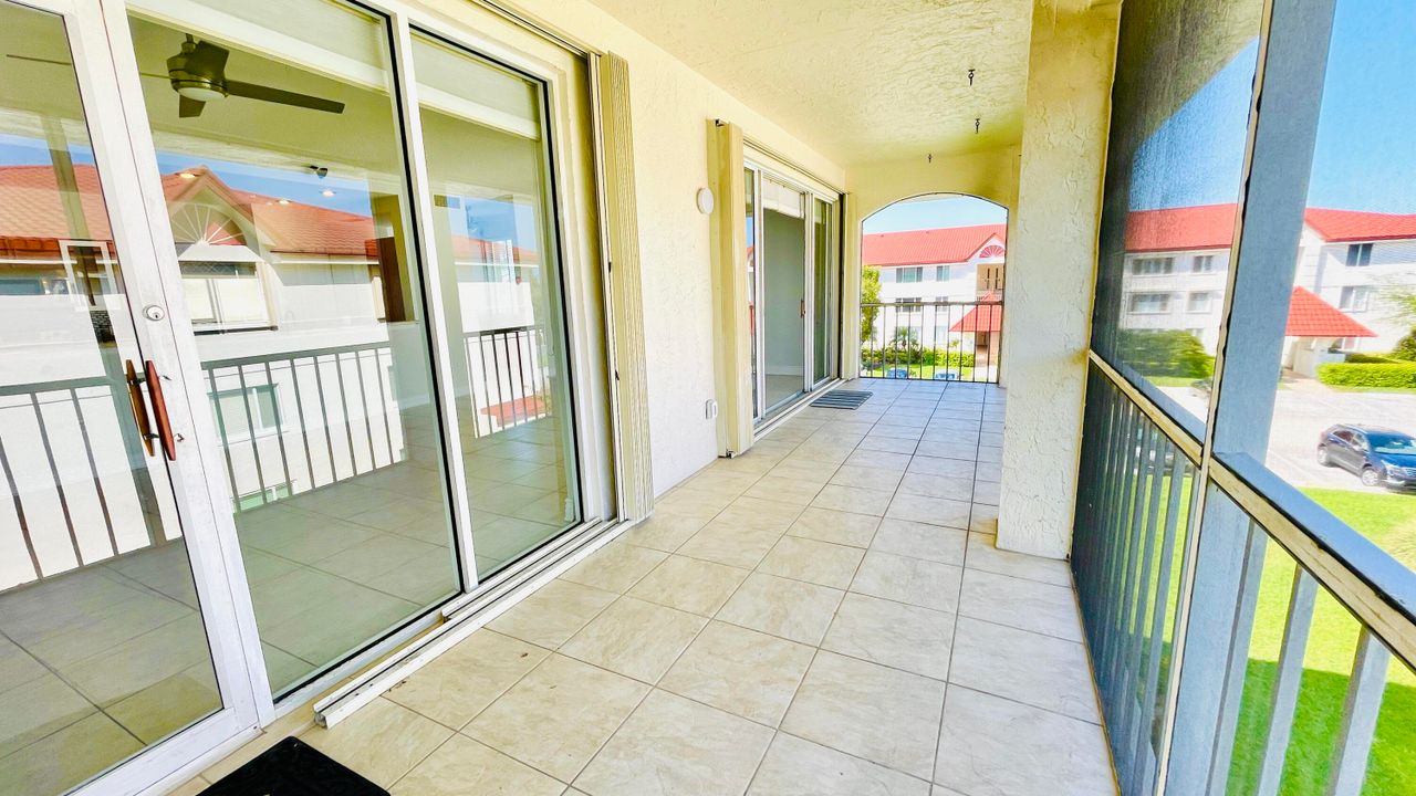 For Rent: $2,900 (3 beds, 2 baths, 1678 Square Feet)