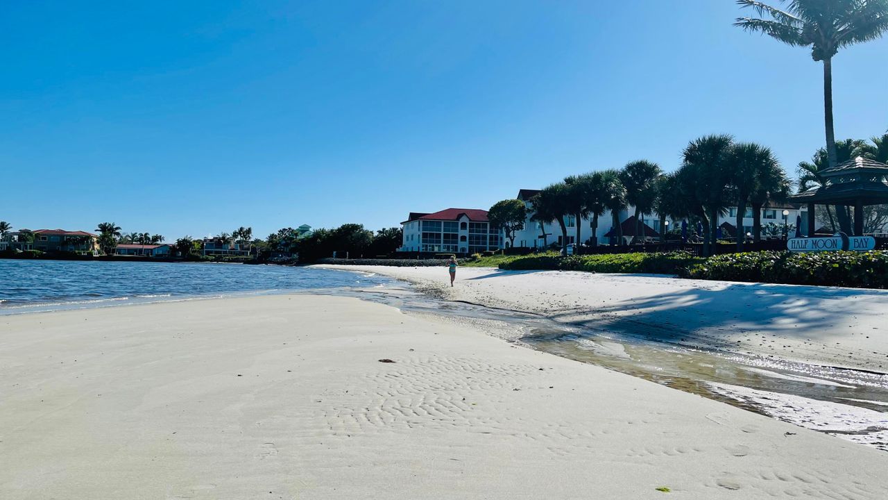 For Rent: $2,900 (3 beds, 2 baths, 1678 Square Feet)