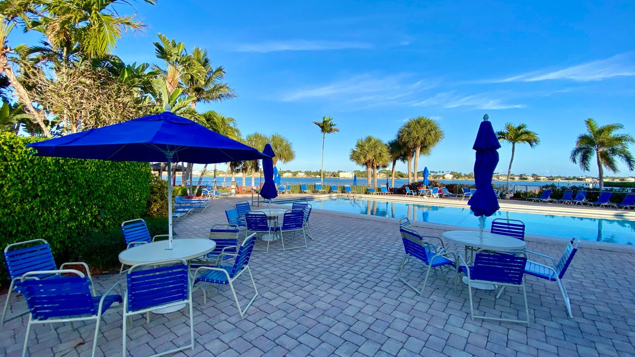 For Rent: $2,900 (3 beds, 2 baths, 1678 Square Feet)