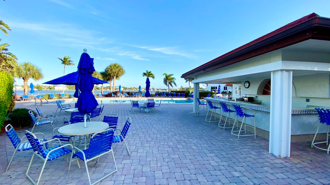 For Rent: $2,900 (3 beds, 2 baths, 1678 Square Feet)