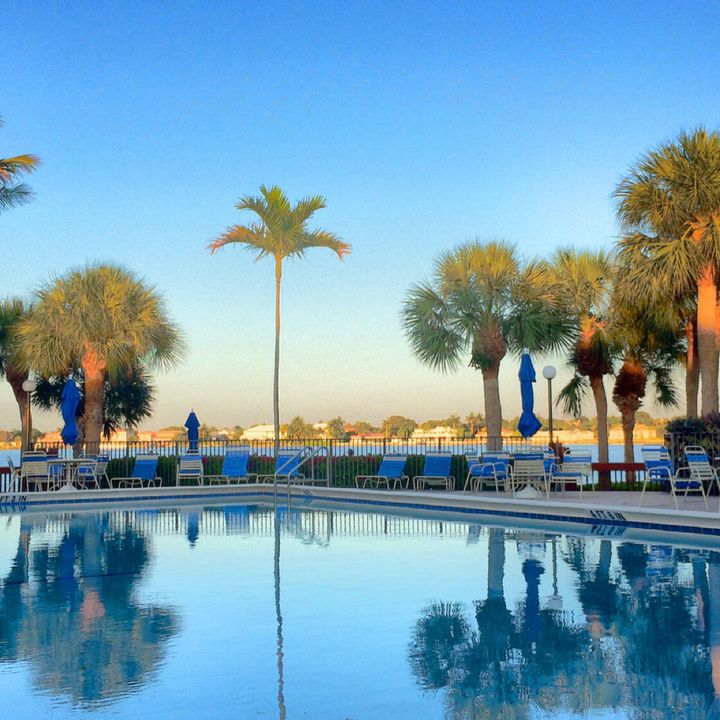 For Rent: $2,900 (3 beds, 2 baths, 1678 Square Feet)