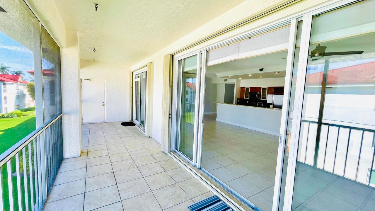 For Rent: $2,900 (3 beds, 2 baths, 1678 Square Feet)