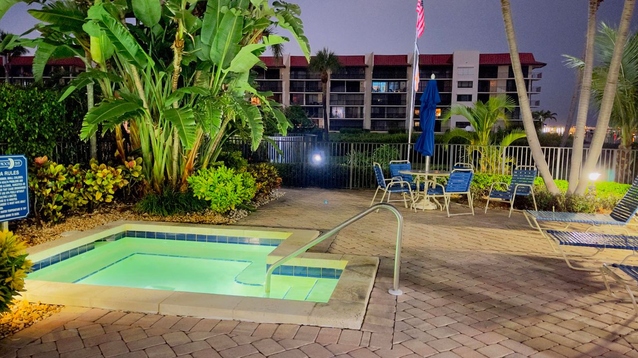 For Rent: $2,900 (3 beds, 2 baths, 1678 Square Feet)