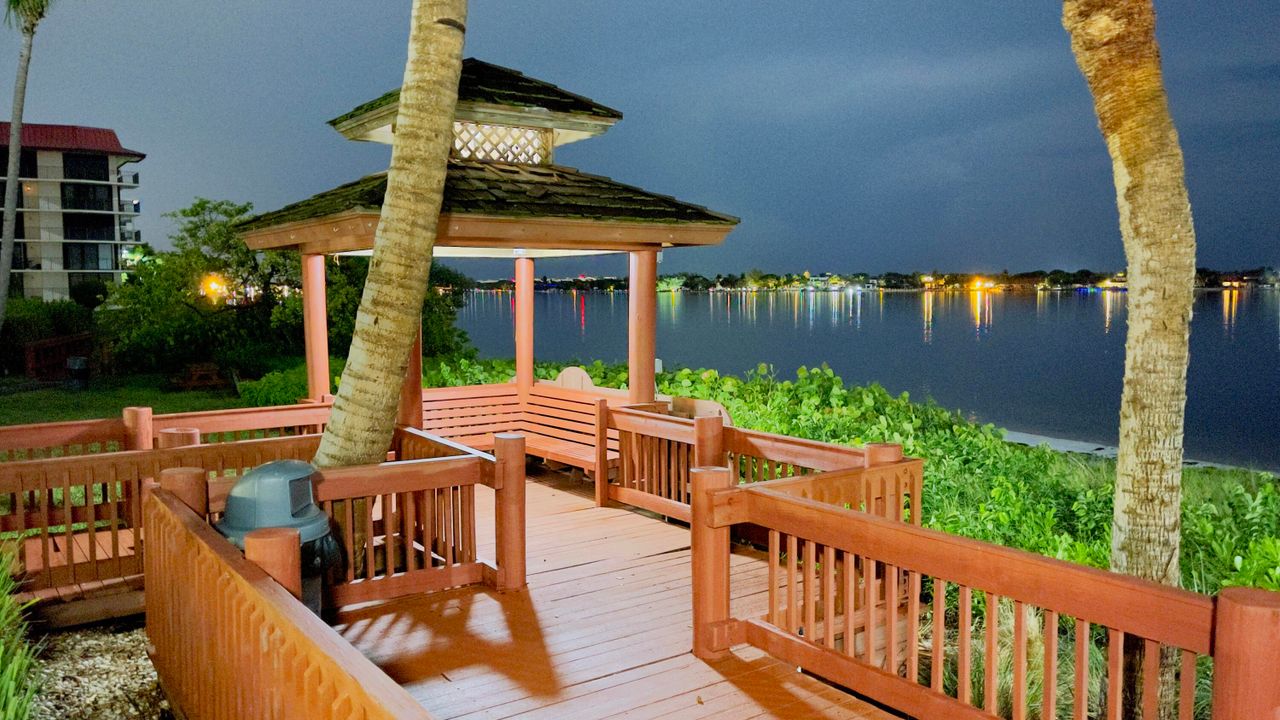 For Rent: $2,900 (3 beds, 2 baths, 1678 Square Feet)