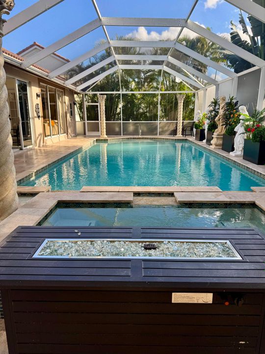 В аренду: $6,500 (3 спален, 3 ванн, 2105 Квадратных фут)