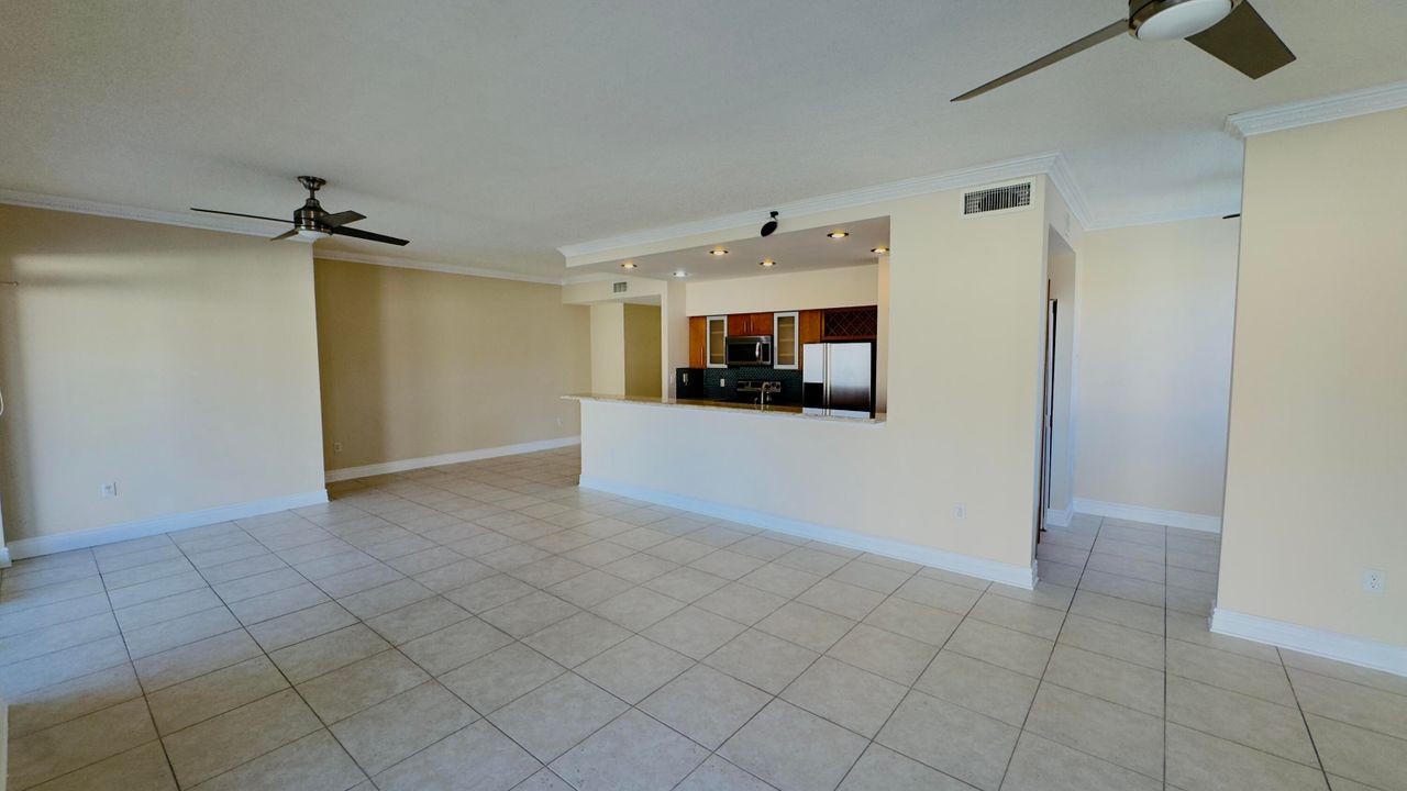 For Rent: $2,900 (3 beds, 2 baths, 1678 Square Feet)