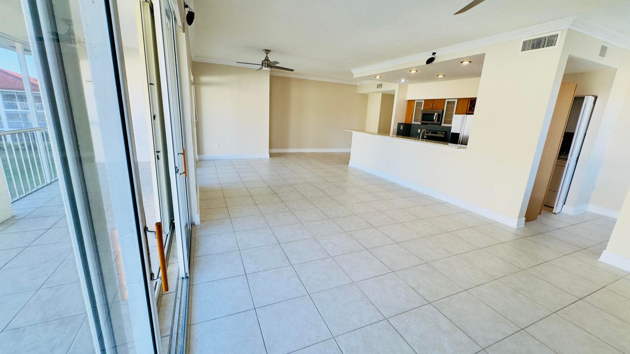 For Rent: $2,900 (3 beds, 2 baths, 1678 Square Feet)