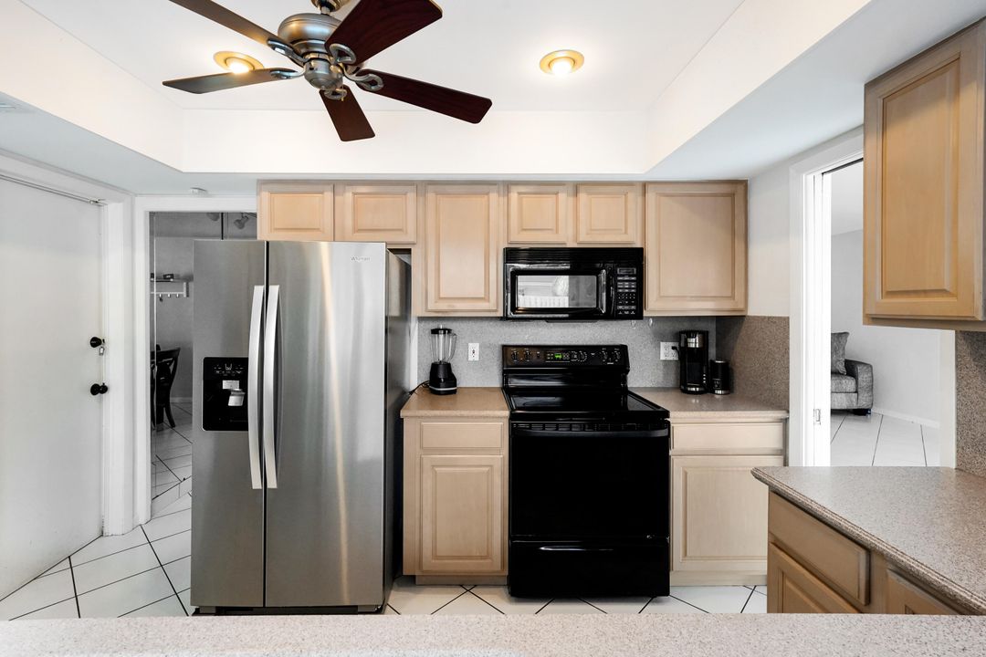 待售: $749,900 (3 贝兹, 2 浴室, 1702 平方英尺)