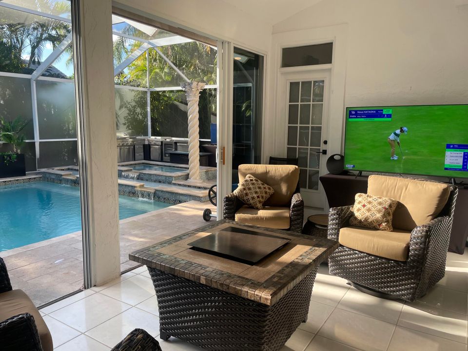 В аренду: $6,500 (3 спален, 3 ванн, 2105 Квадратных фут)