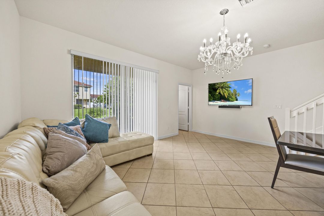 待售: $339,990 (3 贝兹, 2 浴室, 1542 平方英尺)