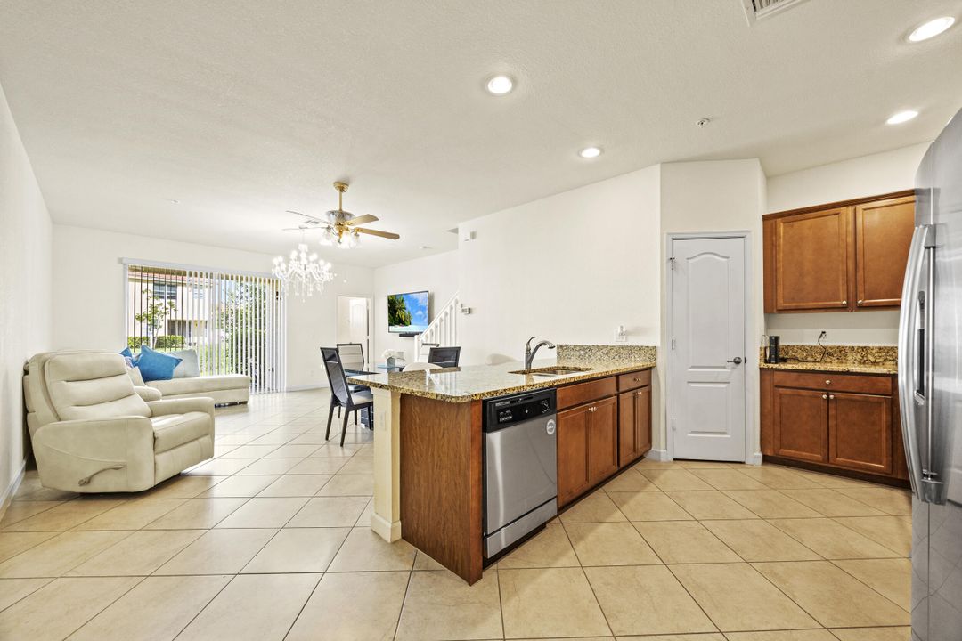 待售: $339,990 (3 贝兹, 2 浴室, 1542 平方英尺)