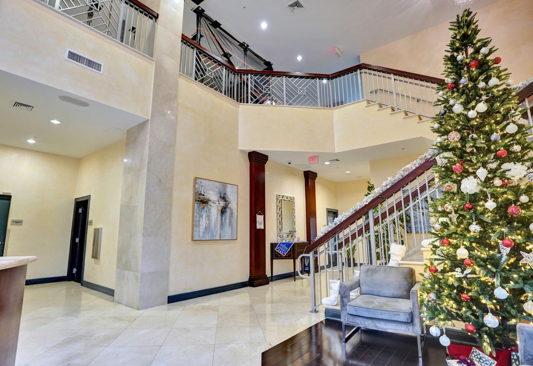 На продажу: $349,999 (1 спален, 1 ванн, 805 Квадратных фут)