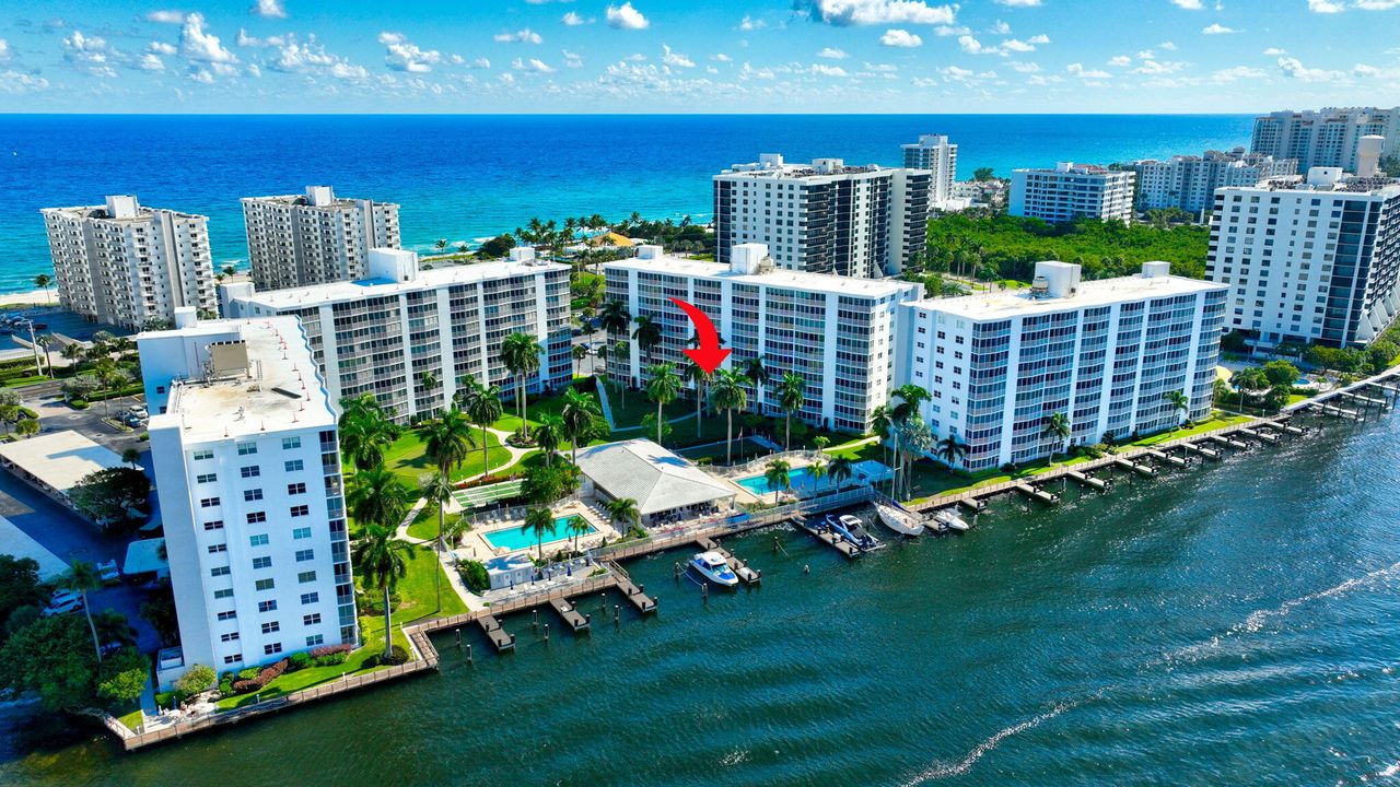 待售: $360,000 (1 贝兹, 1 浴室, 981 平方英尺)