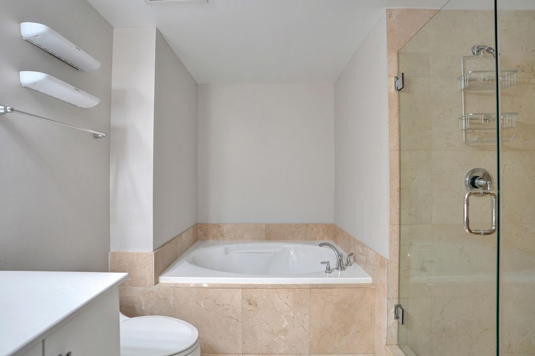 На продажу: $349,999 (1 спален, 1 ванн, 805 Квадратных фут)