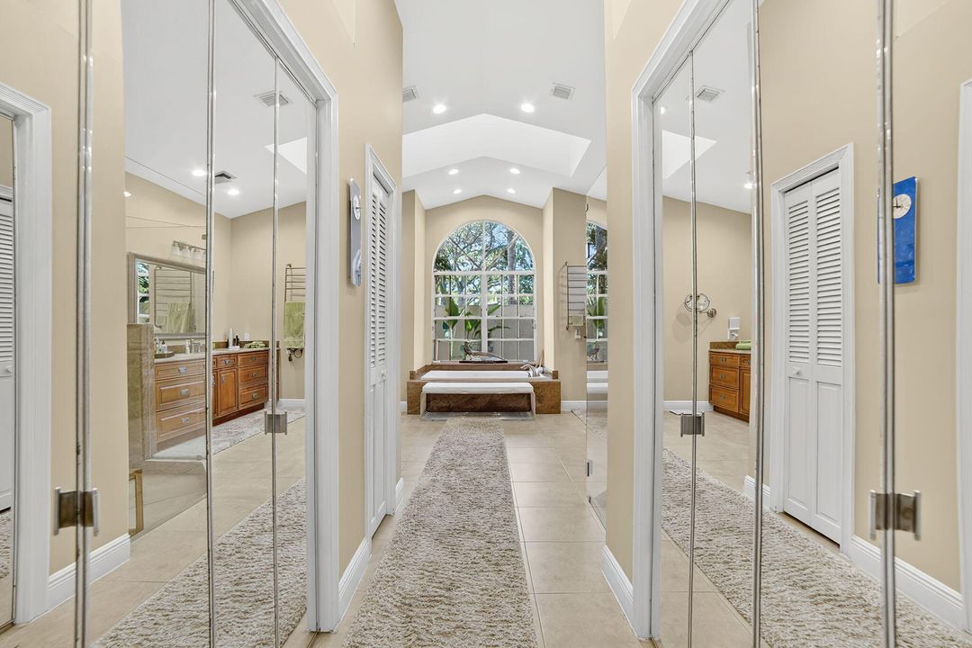 待售: $1,900,000 (6 贝兹, 5 浴室, 5218 平方英尺)